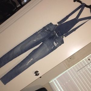 Very cute skinny jean overall